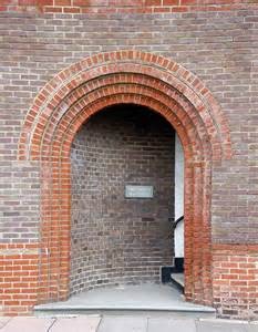 photo brick archway